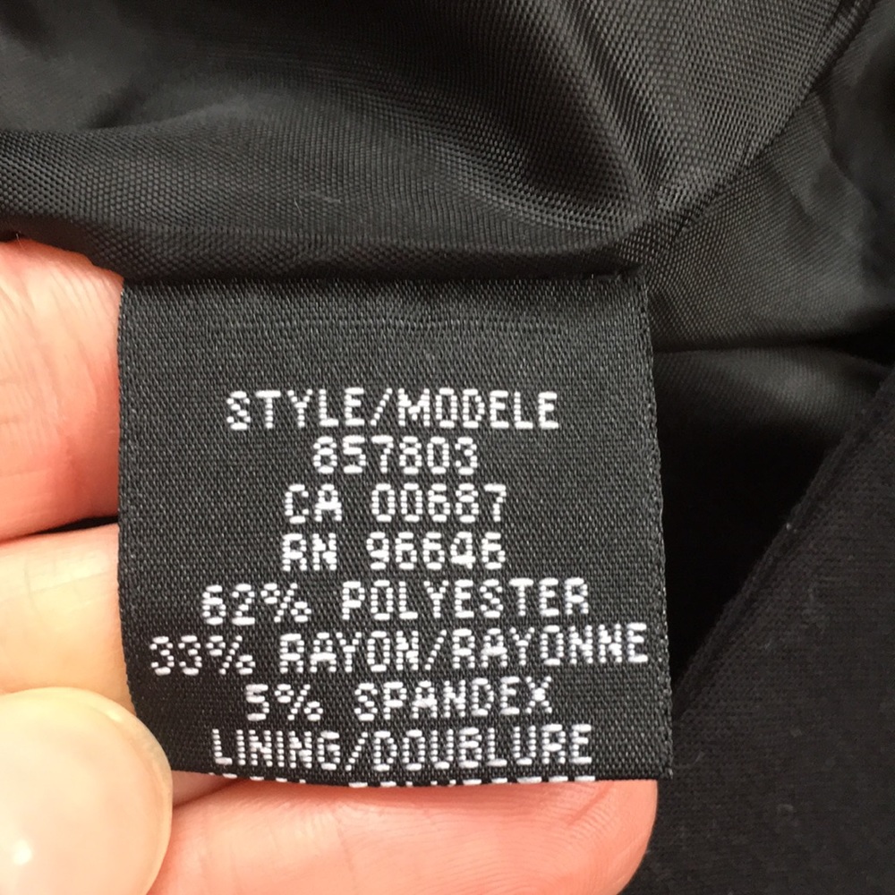 EUC Black skirt - Picture 9 of 11